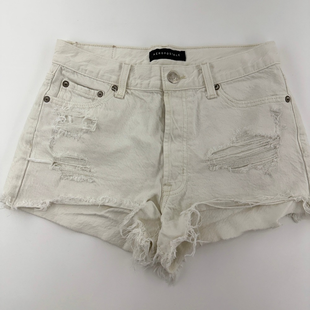 Aeropostale Womens Size 2 White Distressed Denim Shorts High Rise Raw Hem